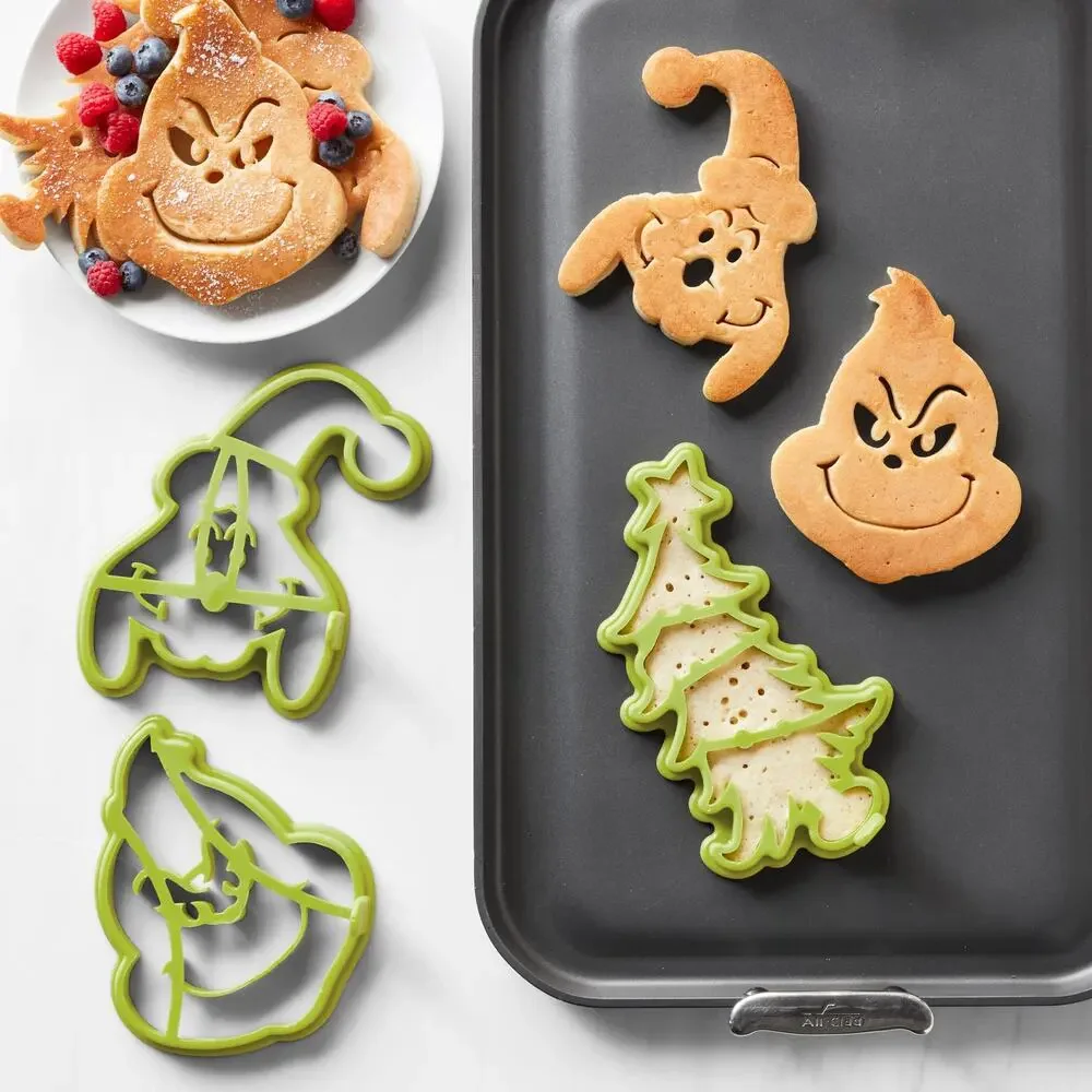 Williams Sonoma The Grinch Pancake Molds Set of 3 NEW